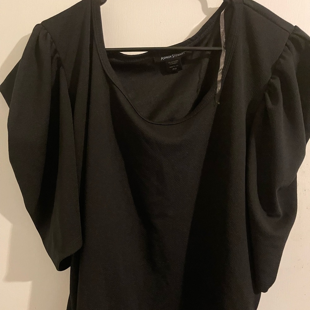 Black puff sleeve shirt